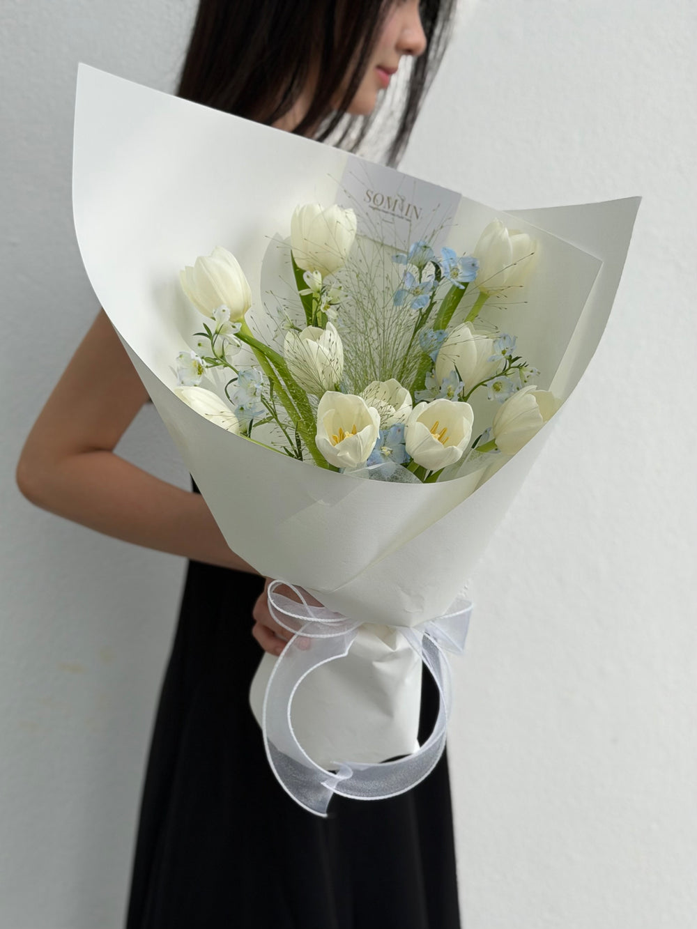 Shiro Tulip – Fresh Flower Bouquet